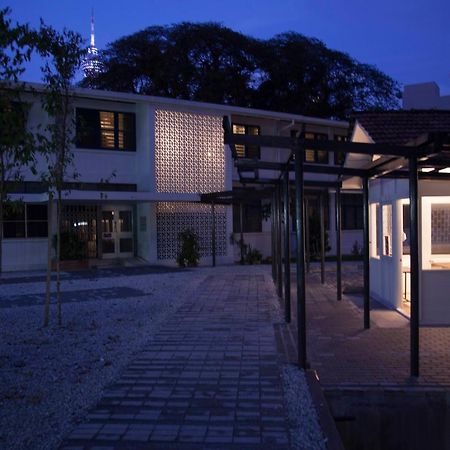 วายดับเบิลยูซีเอ กัวลาลัมเปอร์ Hostel ภายนอก รูปภาพ